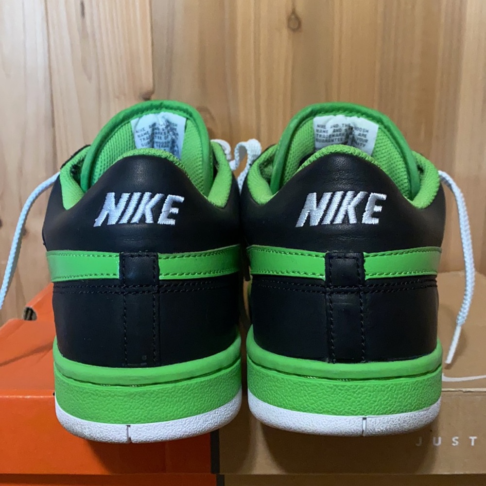 nike court force stussy